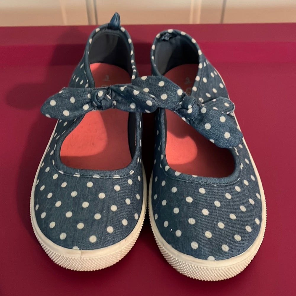 Carter’s Sandals - Picture 2 of 4